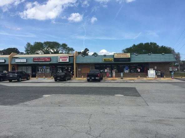 Retail Space For Lease: 2550 Mayport Rd, Jacksonville, FL 32233